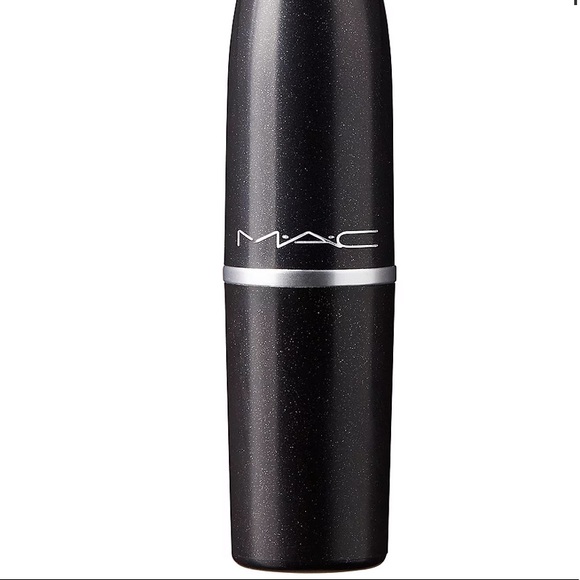 ❤️ M·A·C Cosmetics Matte Lipstick in Velvet Teddy - Picture 4 of 10